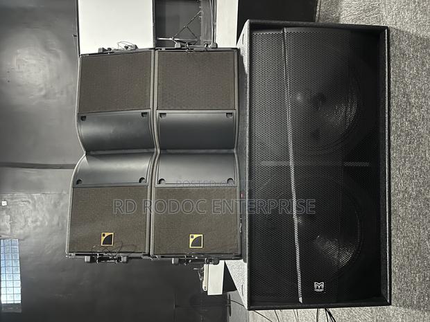 Martin Audio Double Bass and Kara Line Array Speaker Set · Photo 1