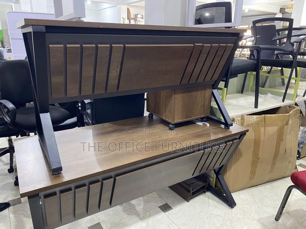 Modern Office Desk (1.4m) · Photo 1