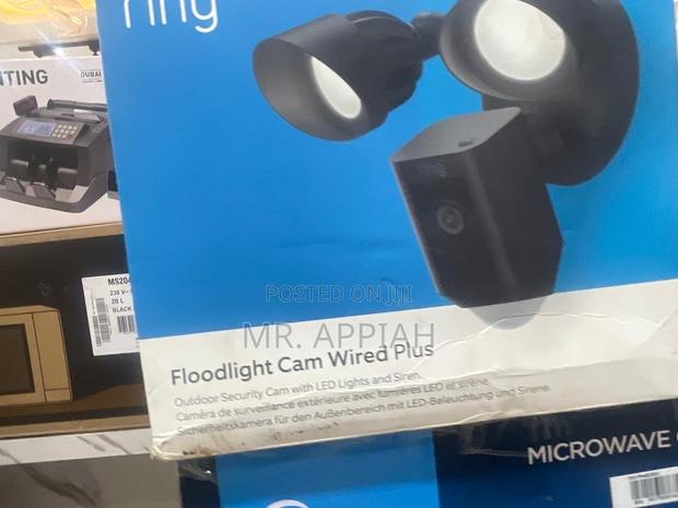 Buy Original Ring Floodlight Cam Wired Plus(Black). · Photo 1