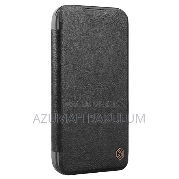 iPhone 16 Pro Max / 16 Pro Nillkin Qin Prop Leather · Photo 7