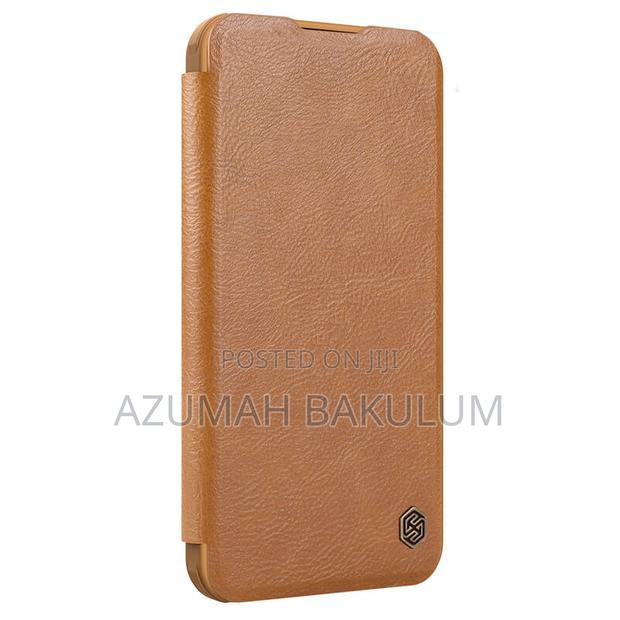 iPhone 16 Pro Max / 16 Pro Nillkin Qin Prop Leather · Photo 6