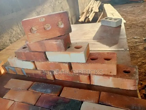 3 Hole Burnt Bricks for Housing and Fence Wall · Photo 1