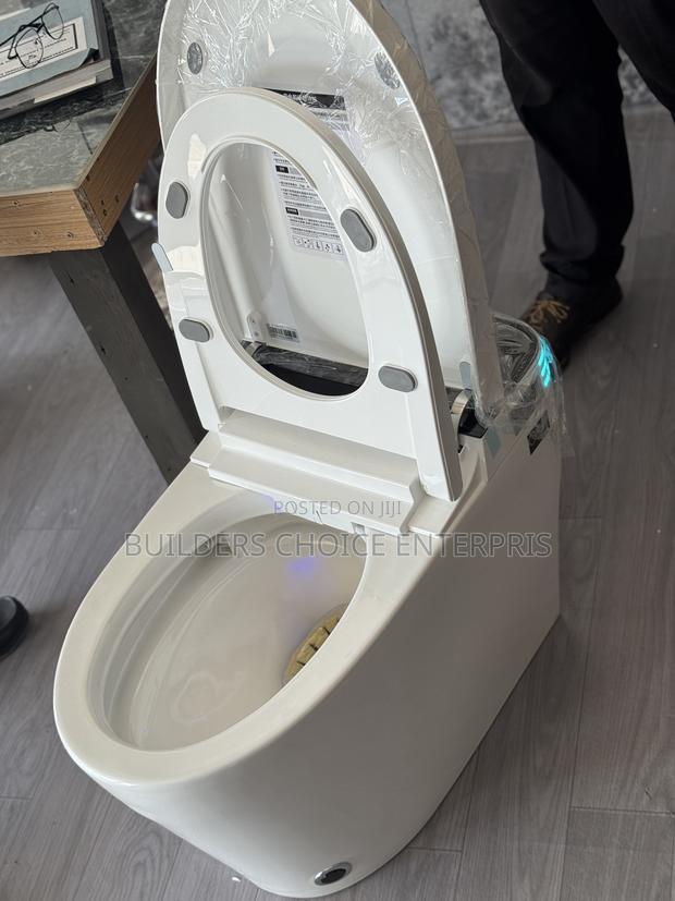 Smart Wc _ Set · Photo 2