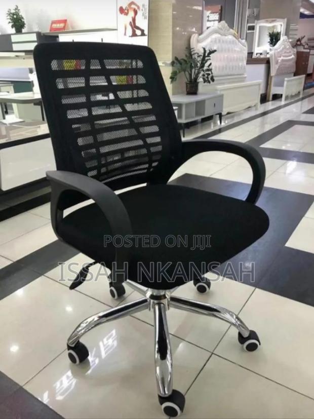 Swevil Office Chair · Photo 1