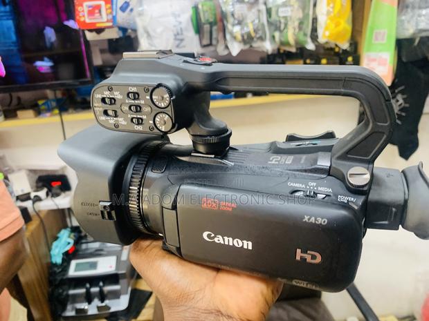 For Quality Video Choose Xa30 Professional Camcorder · Photo 2
