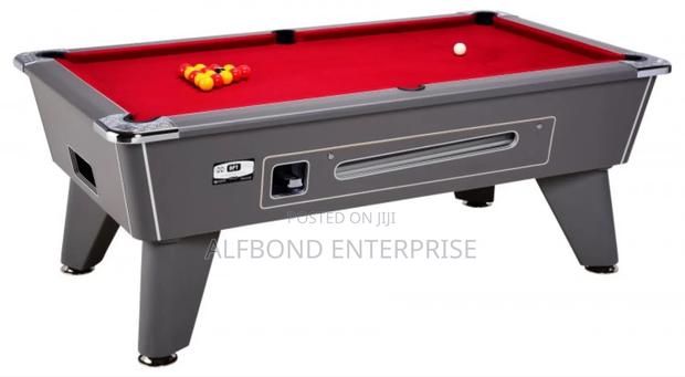 Snooker Pro Standard Pool Table - Coin Operated · Photo 1