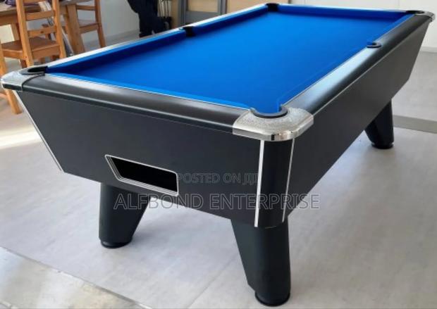 Snooker Pro Standard Pool Table - Coin Operated · Photo 2