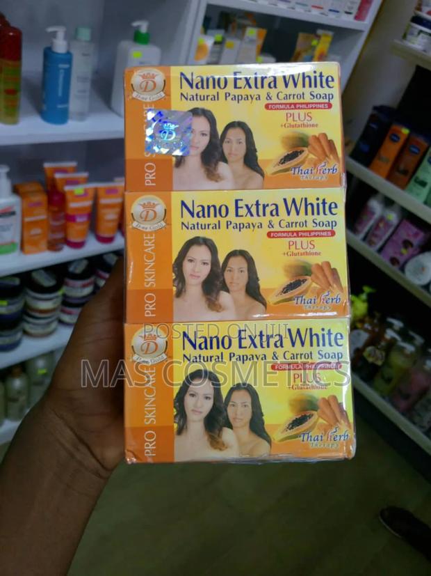 Nano Extra White Natural Papaya Carrot Soap · Photo 2