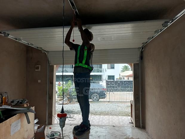Garage Gate Installation · Photo 5