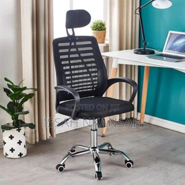 Ergonomic Office Chair · Photo 3
