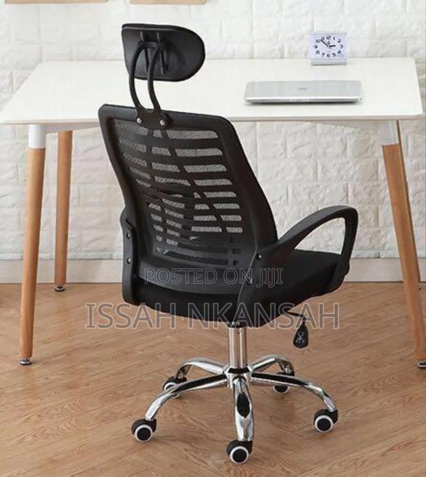 Ergonomic Office Chair · Photo 4