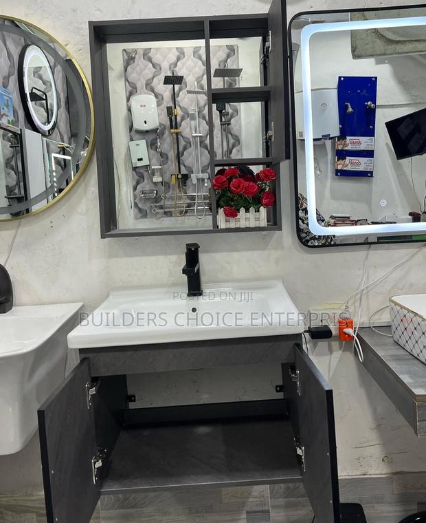 Cabinet Basin With Mirror 60cm Wide · Photo 3