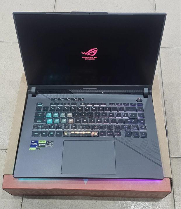Laptop Asus ROG Strix G16 G614 16GB Intel Core i9 SSD 1T · Photo 8