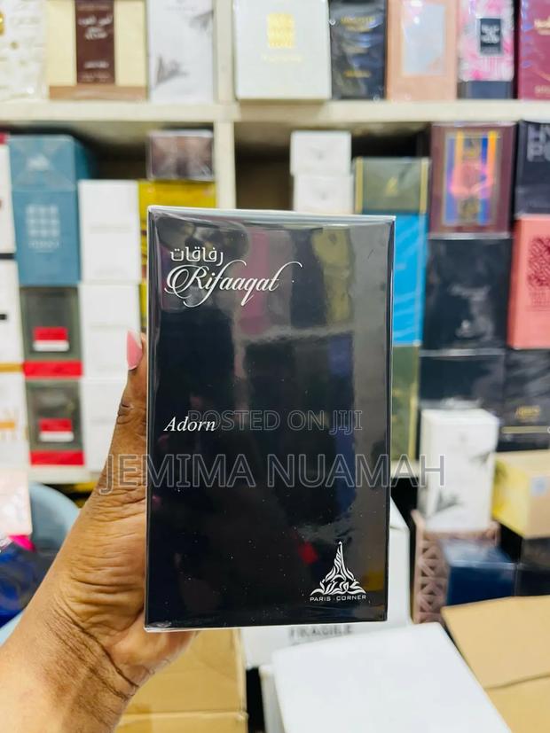 Rifaaqat Adorn Perfume · Photo 1
