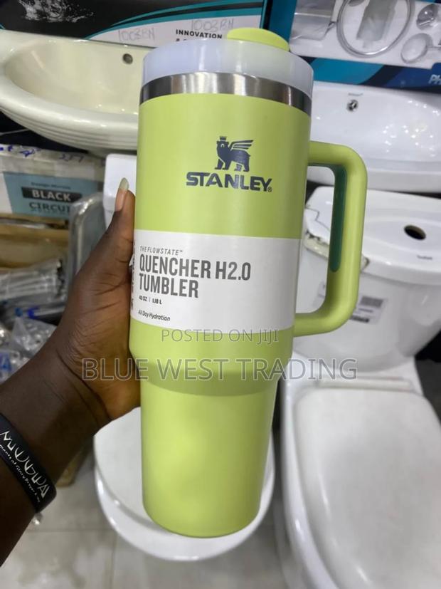 Stanley Cup Lemon Green · Photo 4