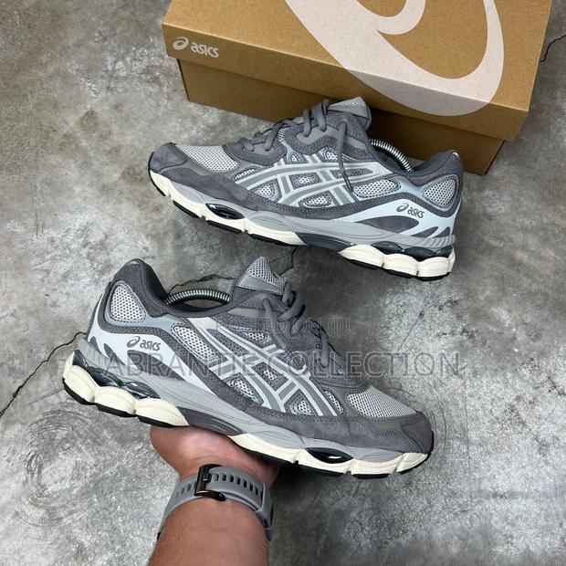 Asics Gel-Nyc Ivory Clay Grey · Photo 2