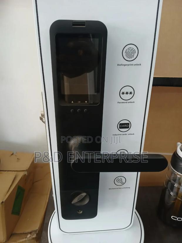 Fingerprint Door Lock · Photo 3