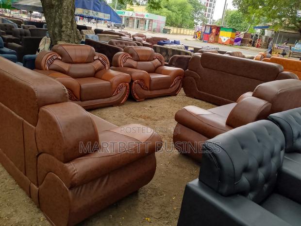 7 Seats Couch Or Sofa Furniture For Room · Photo 1