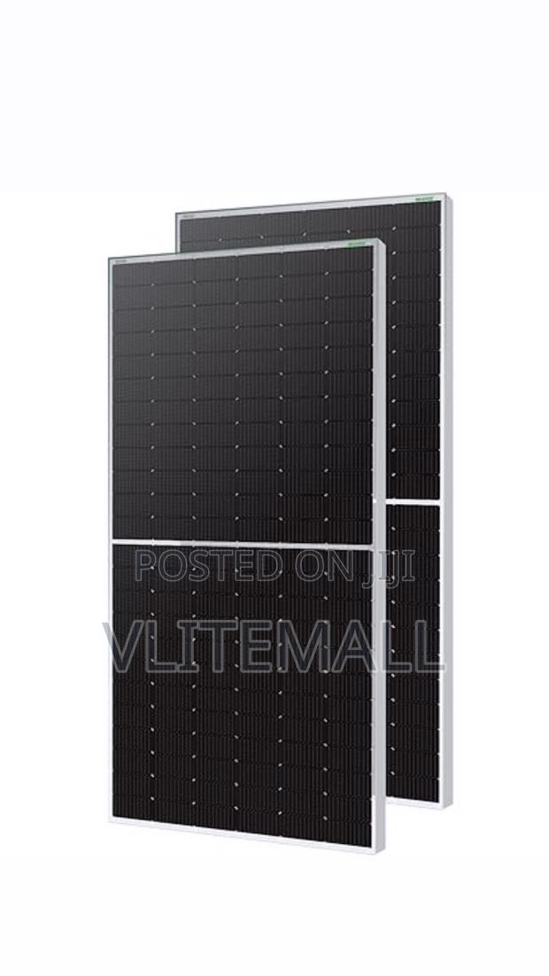 Canadian Solar 550w · Photo 1