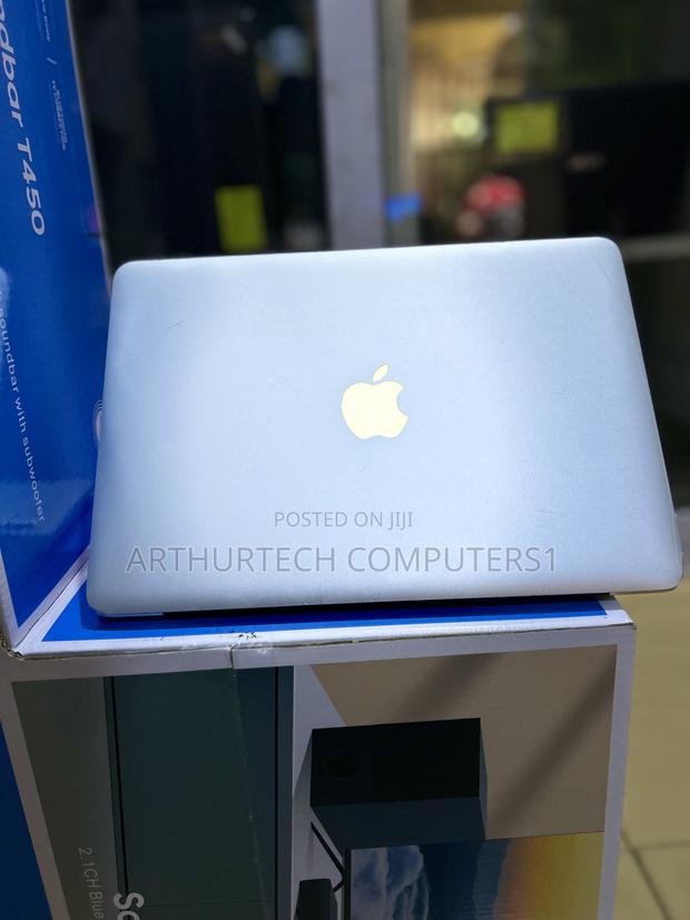 Laptop Apple MacBook Pro 2015 8GB Intel Core i5 SSD 128GB · Photo 4