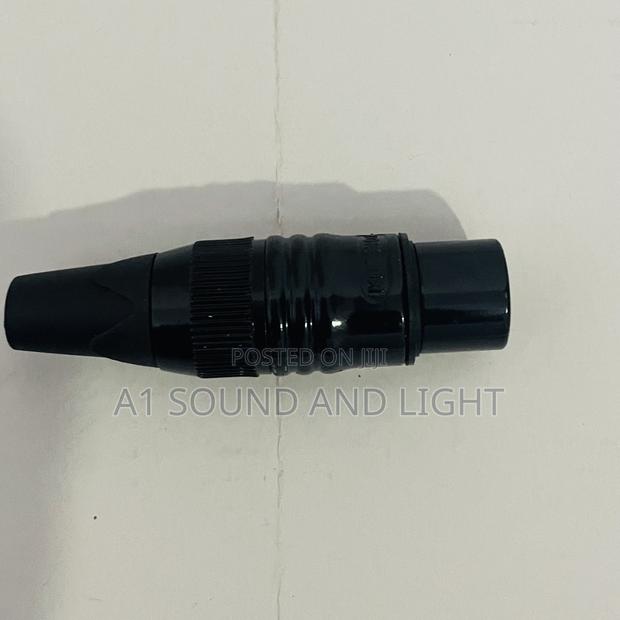 179g Female Xlr Plug · Photo 1