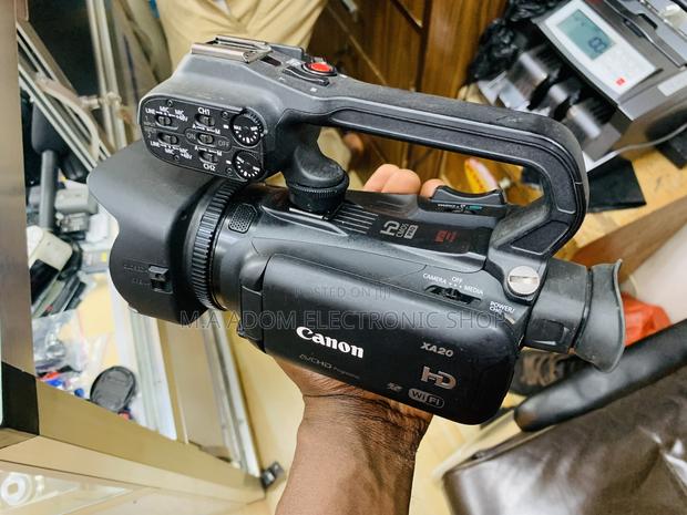 Professional Canon Xa20 With Infrared Shooting Mode · Photo 1