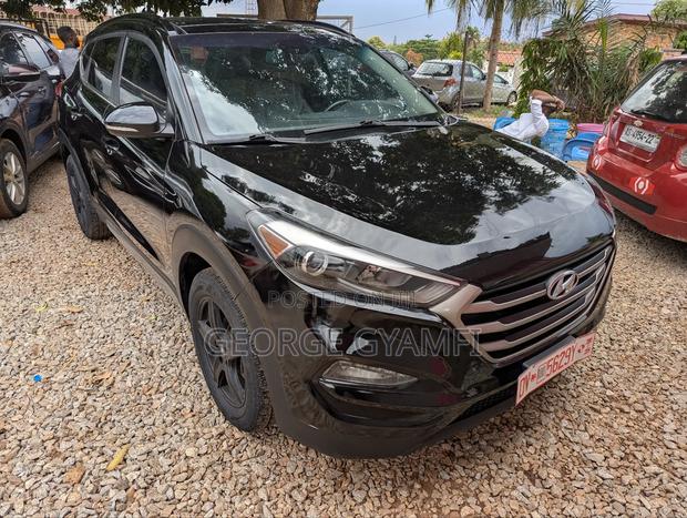 Hyundai Tucson Sport AWD 2017 Black · Photo 3