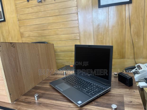 Laptop Dell Precision 7540 16GB Intel Core I7 SSD 512GB · Photo 3