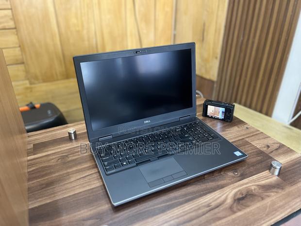 Laptop Dell Precision 7540 16GB Intel Core I7 SSD 512GB · Photo 8