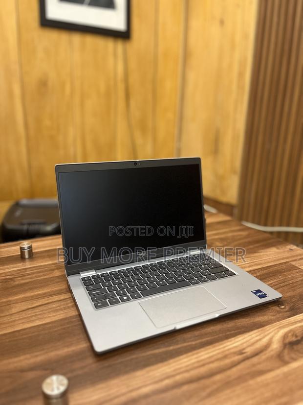 Laptop Dell Latitude 5330 16GB Intel Core I5 SSD 256GB · Photo 8