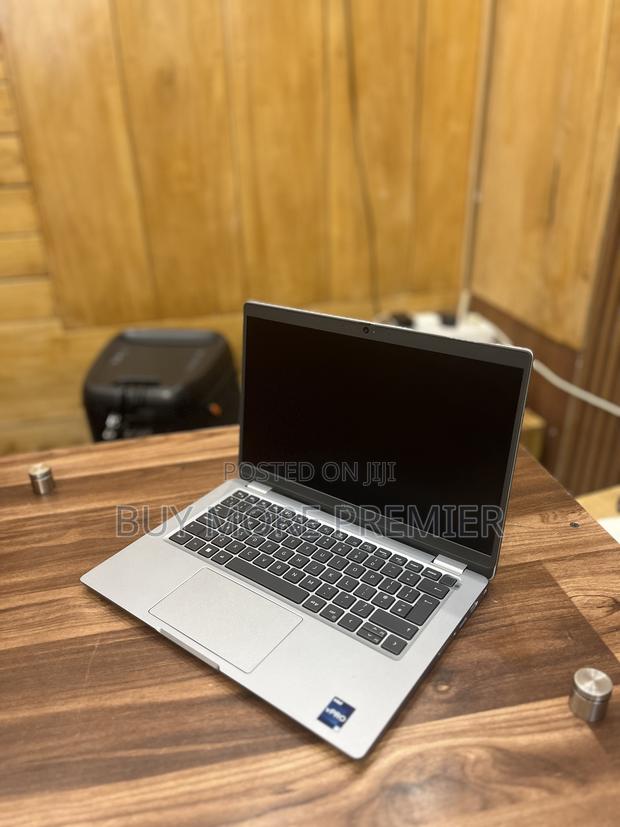 Laptop Dell Latitude 5330 16GB Intel Core I5 SSD 256GB · Photo 7