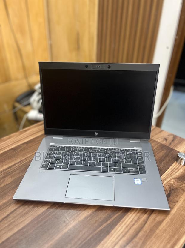 Laptop HP ZBook Studio G5 32GB Intel Xeon SSD 512GB · Photo 8