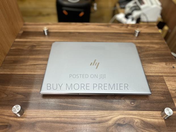 Laptop HP ZBook Studio G5 32GB Intel Xeon SSD 512GB · Photo 1
