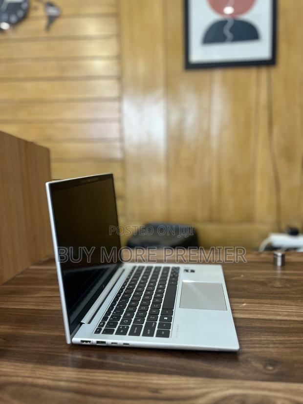 Laptop HP EliteBook 830 G9 16GB Intel Core I5 SSD 512GB · Photo 2