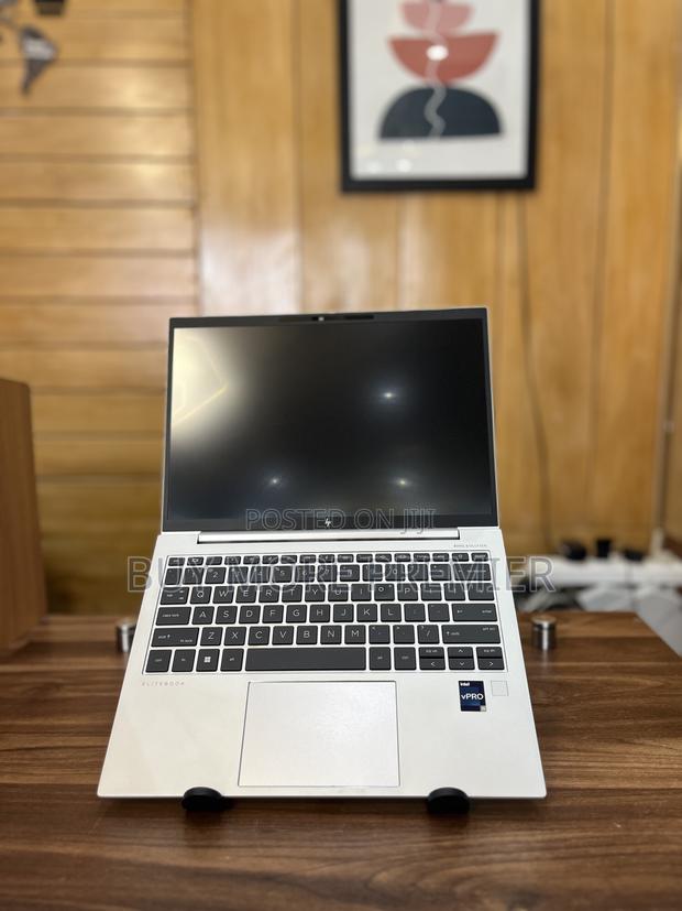 Laptop HP EliteBook 830 G9 16GB Intel Core I5 SSD 512GB · Photo 7