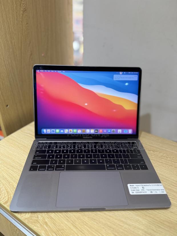 Laptop Apple MacBook Pro 2016 8GB Intel Core i5 SSD 512GB · Photo 1
