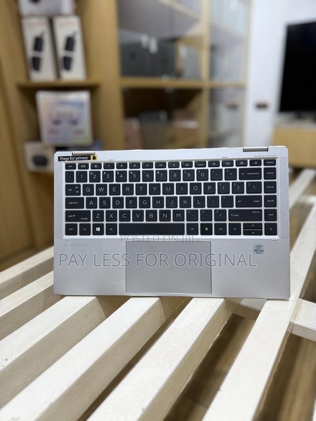 Laptop HP EliteBook 830 G8 16GB Intel Core i7 SSD 512GB · Photo 2