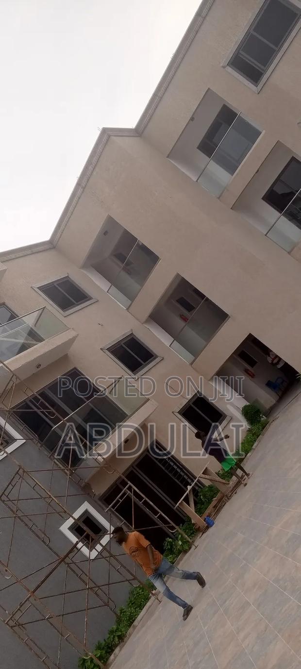 2bdrm Apartment in Abu Abdulai, Police Station for rent · Photo 2