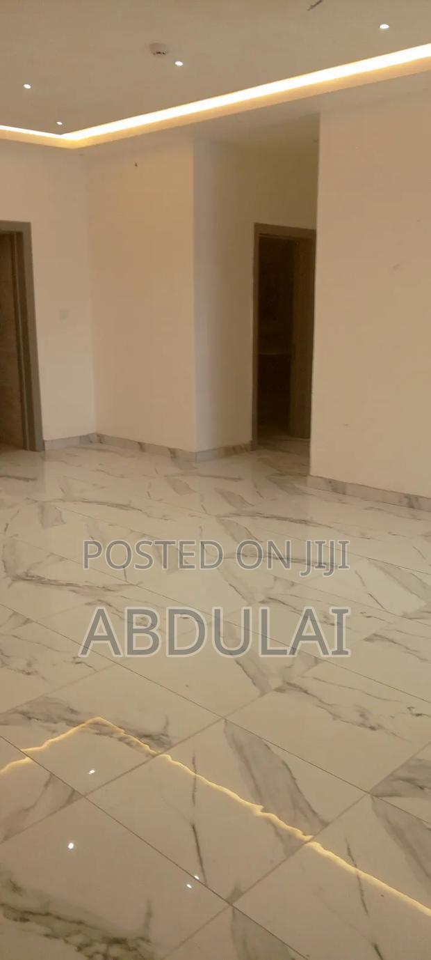 2bdrm Apartment in Abu Abdulai, Police Station for rent · Photo 4