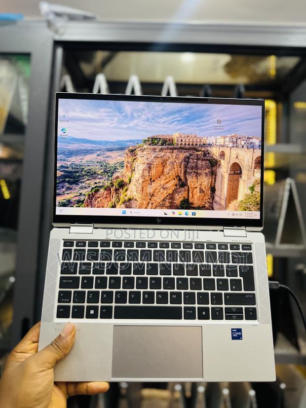 Laptop HP EliteBook x360 1030 G8 16GB Intel Core i7 SSD 512GB · Photo 2