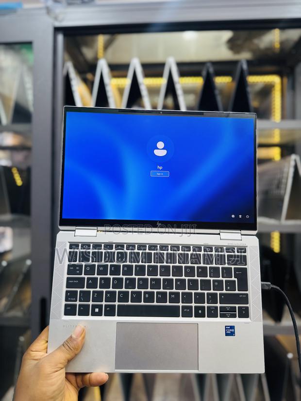 Laptop HP EliteBook x360 1030 G8 16GB Intel Core i7 SSD 512GB · Photo 1