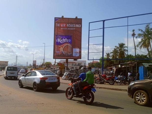 Tema General Hospital Roundabout Billboards for Rent · Photo 1