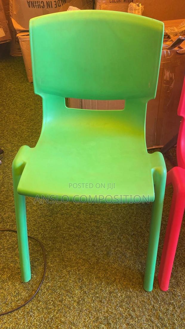 Kids Portable Learning Plastic Chairs · Photo 3