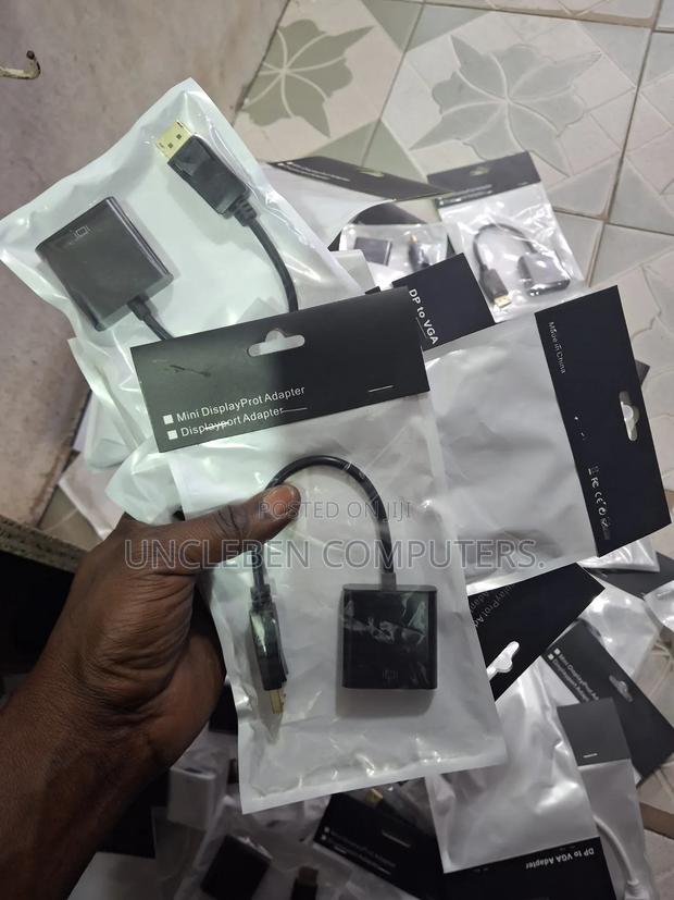 Display to Hdmi Adaptor · Photo 1