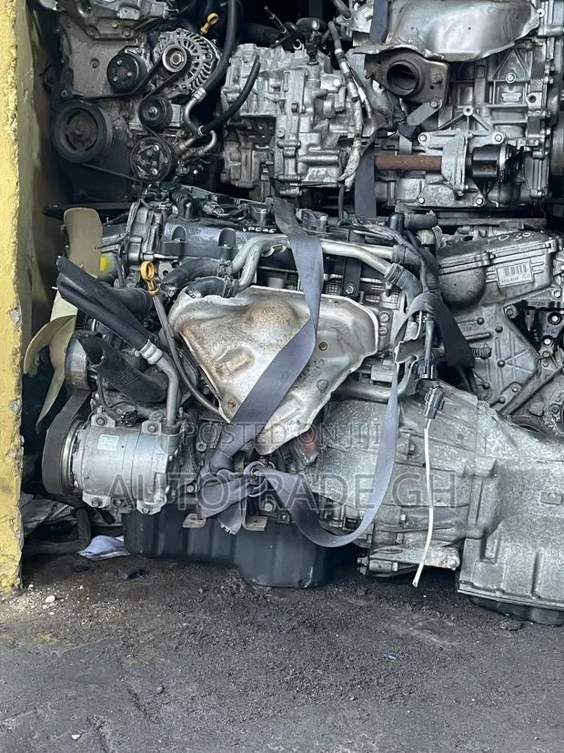 Nissan Stanbic D22 2.7 Diesel TD27 Engine + Gearbox · Photo 1