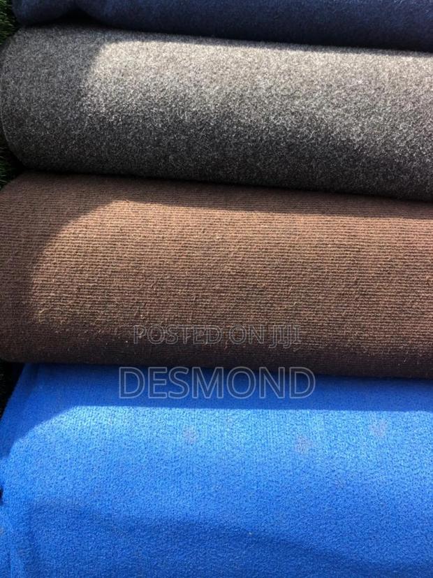 Brown Carpet · Photo 1