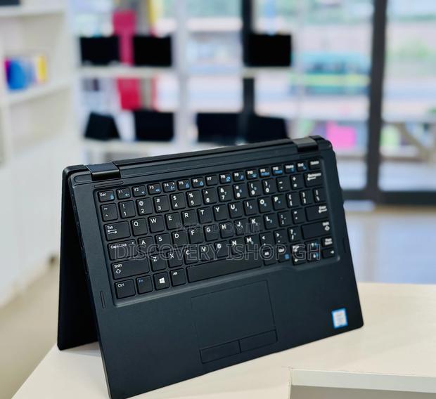 Laptop Dell Latitude 7390 8GB Intel Core I5 SSD 256GB · Photo 3
