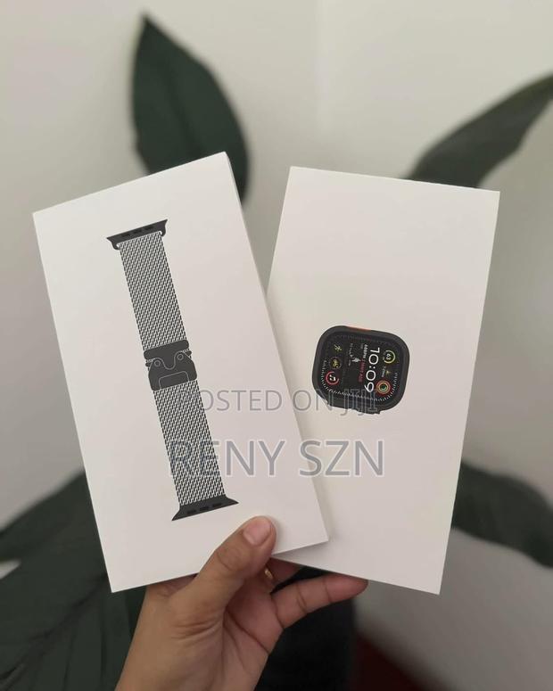 Apple Watch Ultra 2 · Photo 1