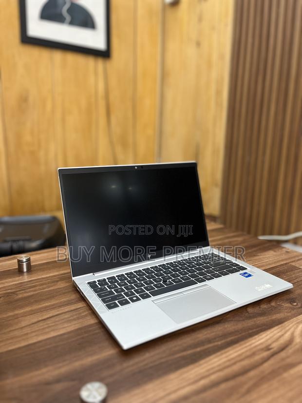 Laptop HP EliteBook 840 G8 16GB Intel Core I5 SSD 512GB · Photo 6