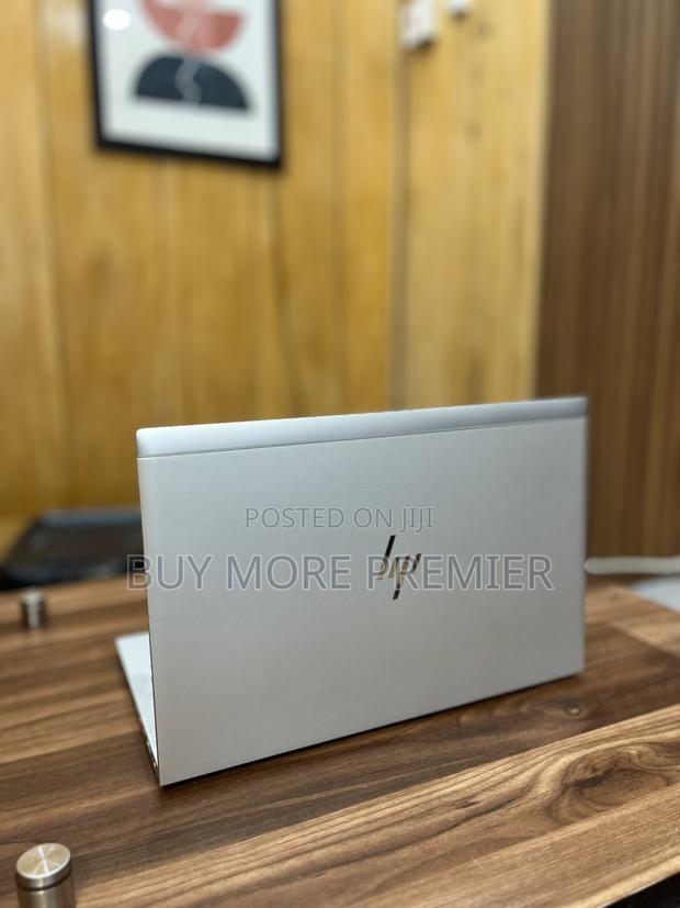 Laptop HP EliteBook 840 G8 16GB Intel Core I5 SSD 512GB · Photo 1